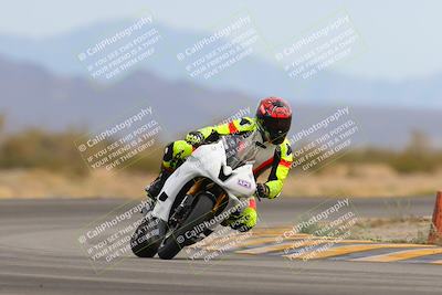 media/Jan-15-2023-SoCal Trackdays (Sun) [[c1237a034a]]/Turn 15 (1pm)/